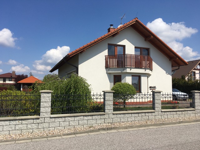 Rodinný dům - Srch 11